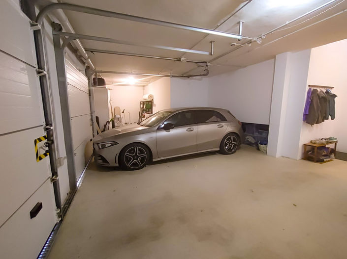 Image No.40-4 Bed Property for sale