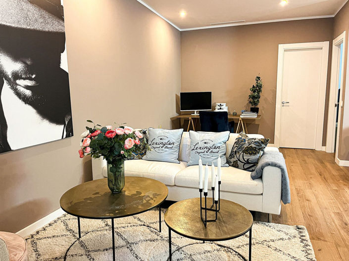 Image No.33-5 Bed Property for sale