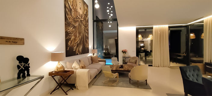 Image No.81-5 Bed Property for sale