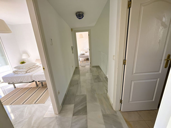 Image No.33-3 Bed Property for sale