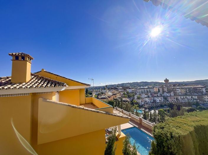 Image No.46-3 Bed Property for sale