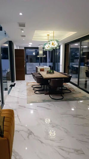 Image No.11-3 Bed Property for sale