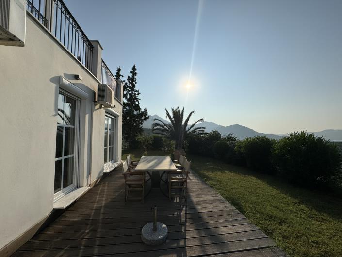 Image No.48-Villa de 6 chambres à vendre à Kournas