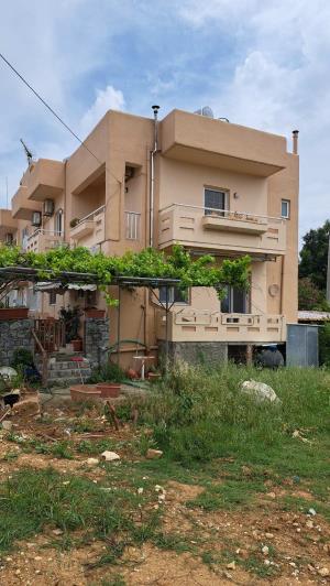 Image No.1-Un hôtel de 9 chambres à vendre à Georgioupoli