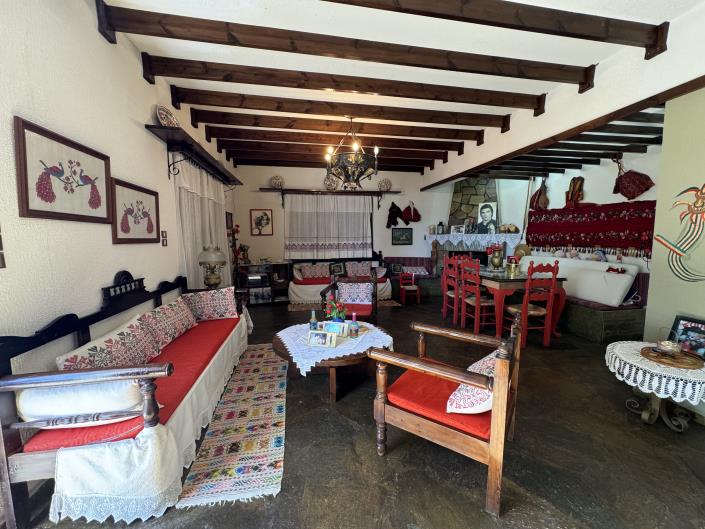 Image No.2-5 Bed House/Villa for sale