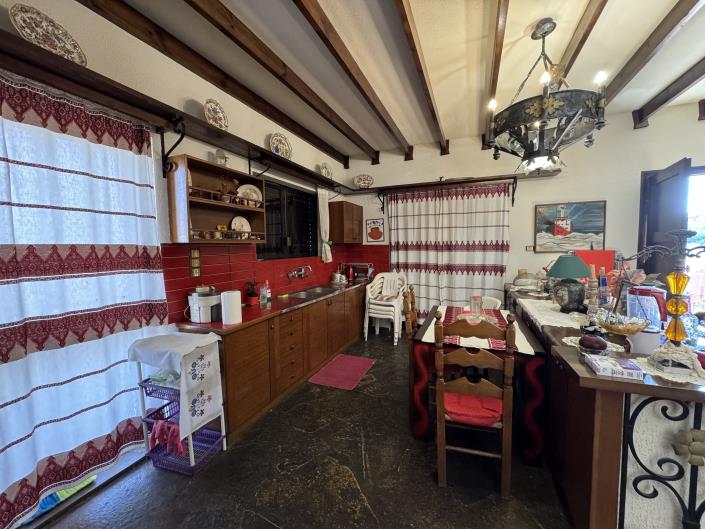 Image No.4-5 Bed House/Villa for sale