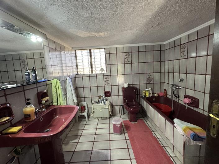 Image No.7-5 Bed House/Villa for sale