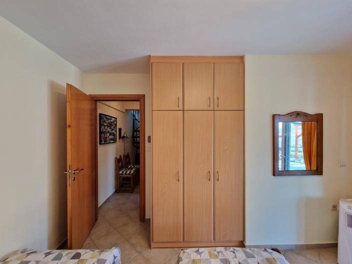 Image No.28-3 Bed Maisonette for sale