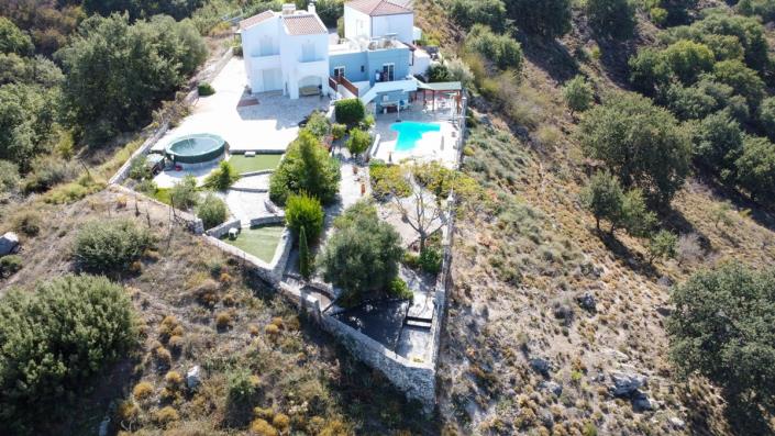 Image No.53-3 Bed Maisonette for sale