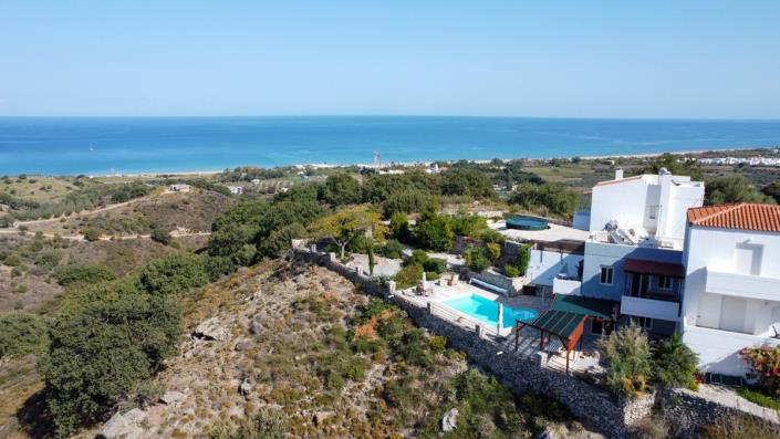 Image No.54-3 Bed Maisonette for sale