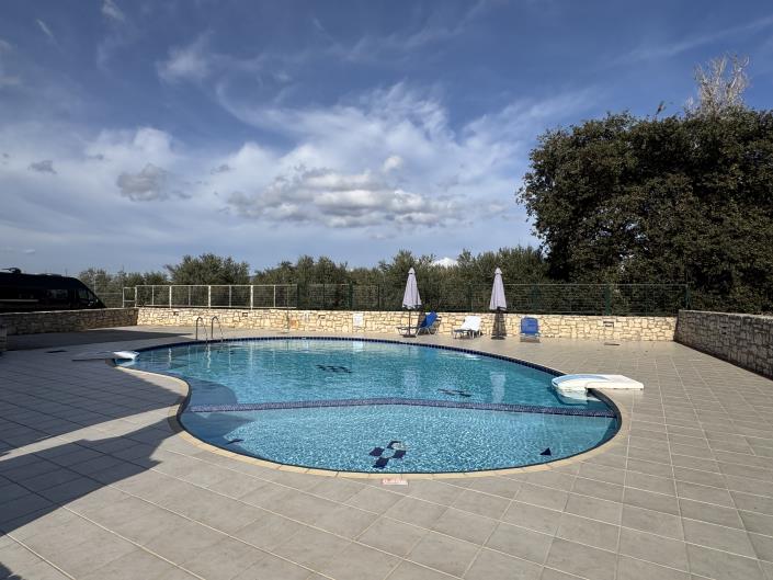 Image No.20-2 Bed Maisonette for sale