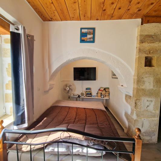 Image No.17-2 Bed House for sale