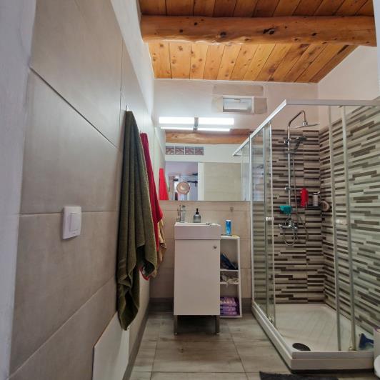 Image No.19-2 Bed House for sale