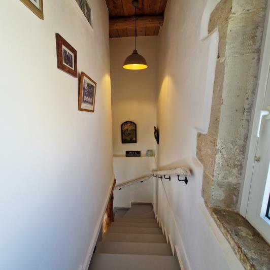 Image No.31-2 Bed House for sale