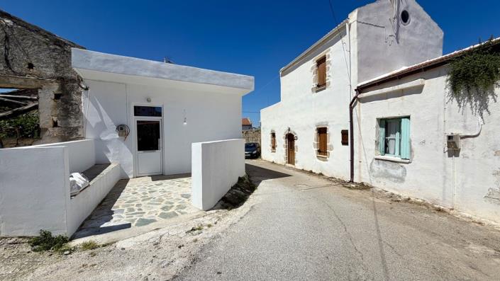Image No.15-2 Bed Village House for sale