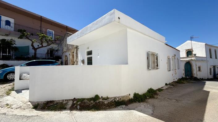 Image No.16-2 Bed Village House for sale