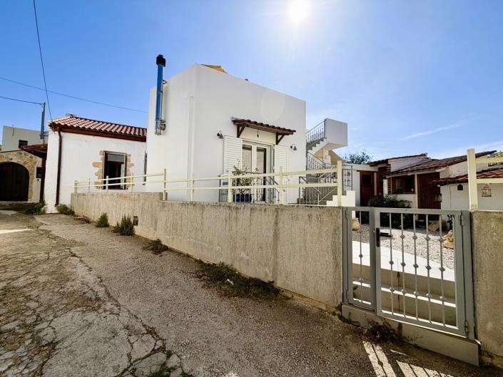 Image No.6-2 Bed Village House for sale