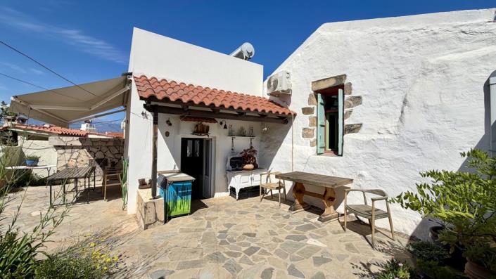 Image No.19-2 Bed Village House for sale