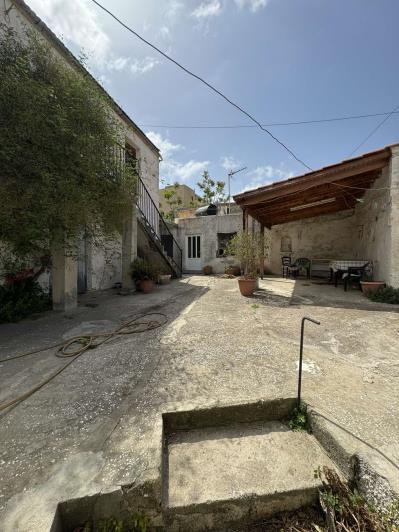 Image No.9-3 Bed House for sale