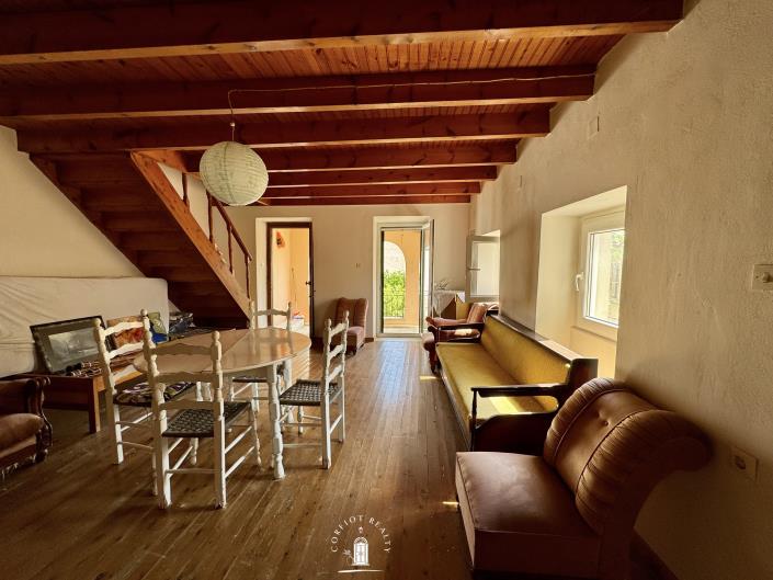 Image No.12-2 Bed House for sale