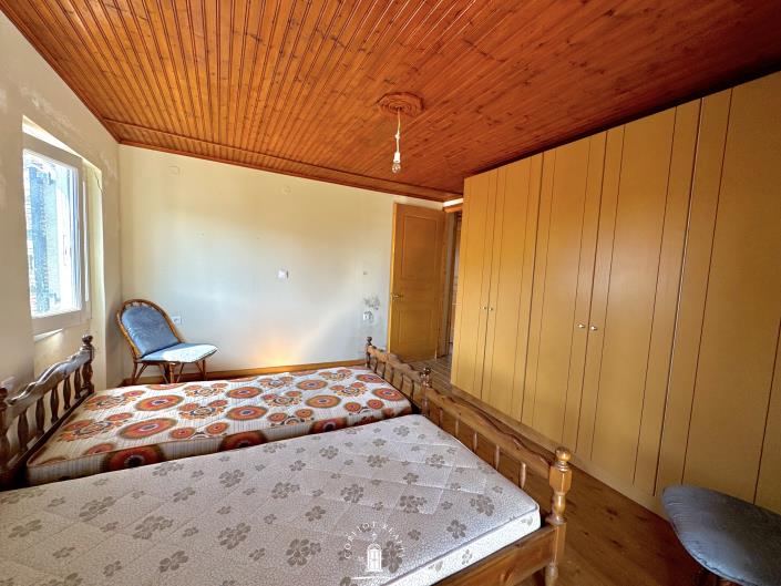 Image No.15-2 Bed House for sale