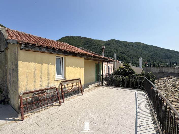 Image No.9-4 Bed House for sale