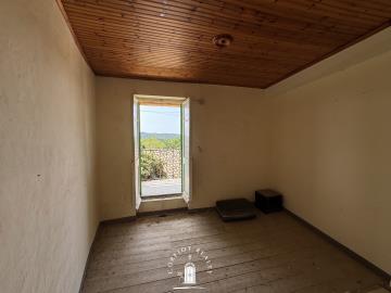 ano-korakiana-large-house-for-sale