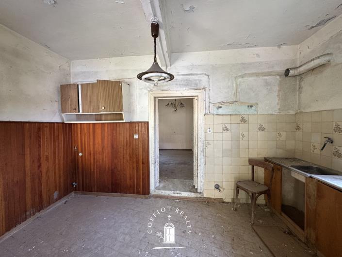 Image No.27-4 Bed House for sale