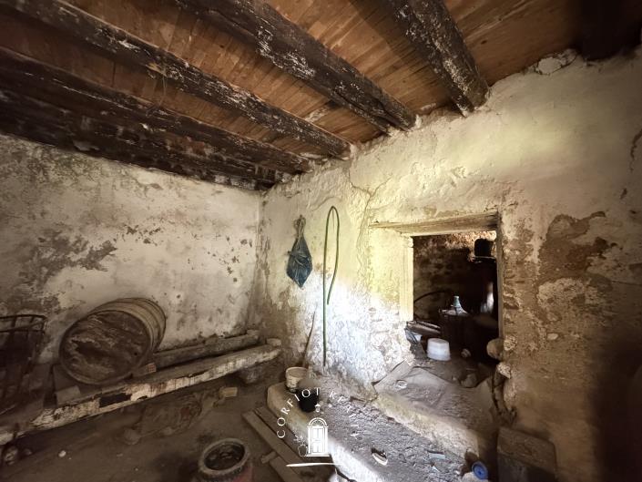 Image No.29-4 Bed House for sale