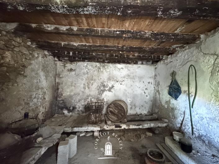 Image No.28-4 Bed House for sale