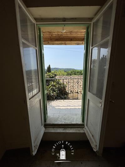 Image No.30-4 Bed House for sale