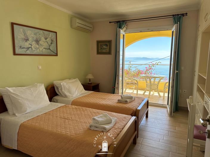 Image No.12-Maison / Villa de 4 chambres à vendre à Nissaki