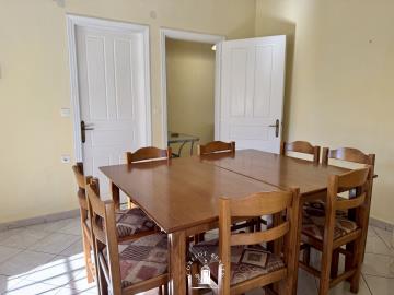 dining-area-villa-sinies-kassiopi