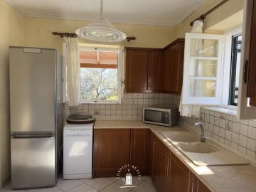 kitchen-villa-sinies-kassiopi