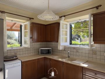 modern-home-sinies-kassiopi-corfu