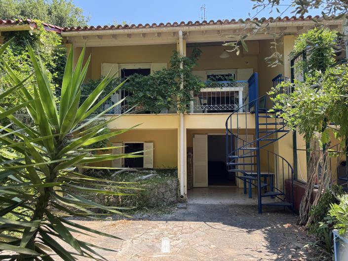 Image No.1-2 Bed House for sale