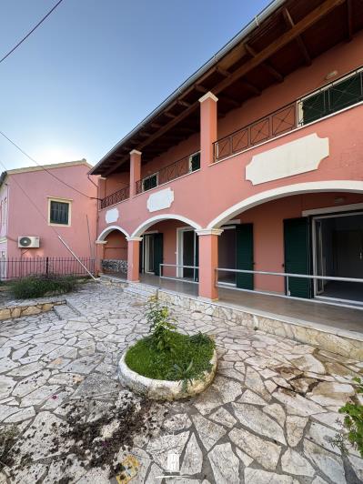 Image No.4-Appartement de 2 chambres à vendre à Corfu Town