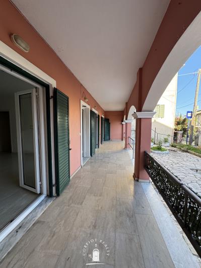 Image No.5-Appartement de 2 chambres à vendre à Corfu Town