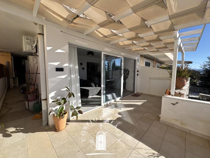 Image No.20-2 Bed Apartment for sale