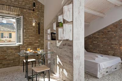 Corfu-Old-Town-Apartment-for-Sale-10