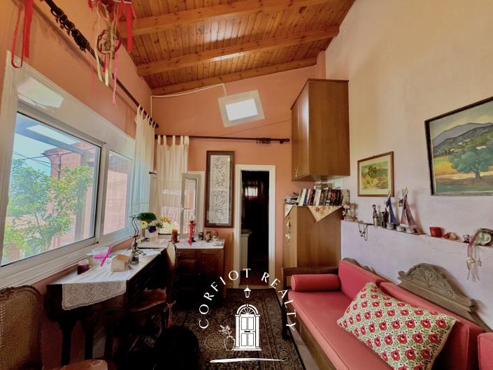 Image No.15-1 Bed House for sale