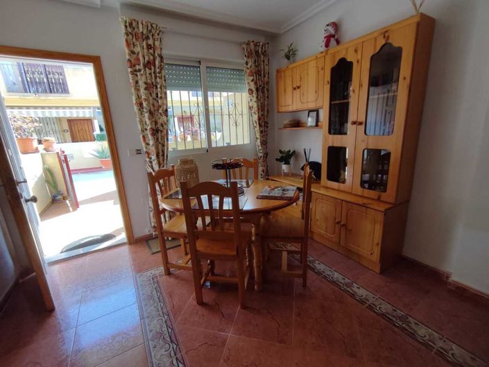 Image No.13-3 Bed Townhouse for sale