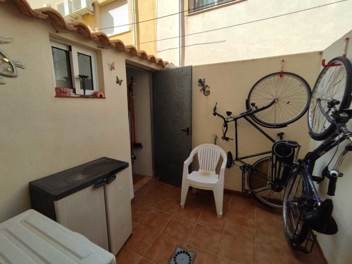 Image No.15-3 Bed Townhouse for sale