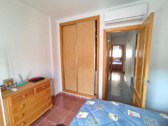 Image No.20-3 Bed Townhouse for sale