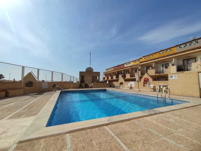 Image No.4-3 Bed Townhouse for sale