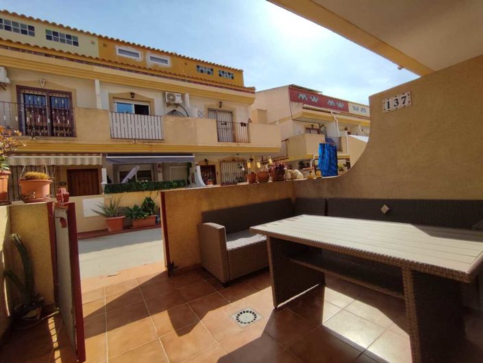 Image No.10-3 Bed Townhouse for sale