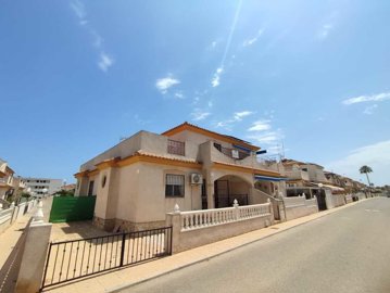 town-house-playa-flamenca-cl071-1