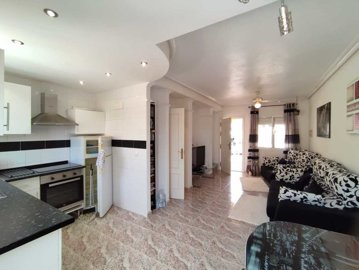 town-house-villamartin-cl069-2