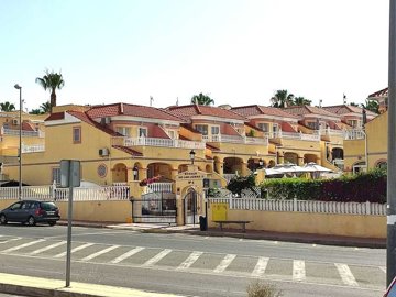 town-house-villamartin-cl069-9