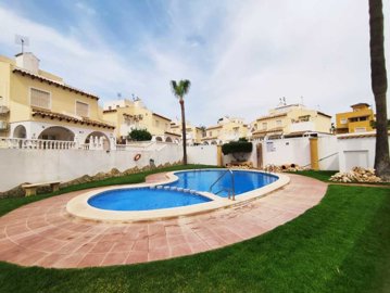 quad-house-villamartin-cl068-8